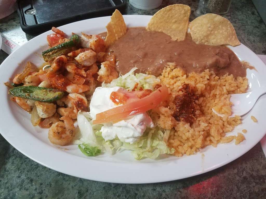 Ay Chihuahua | 1145 Ventura St, Fillmore, CA 93015 | Phone: (805) 524-4642