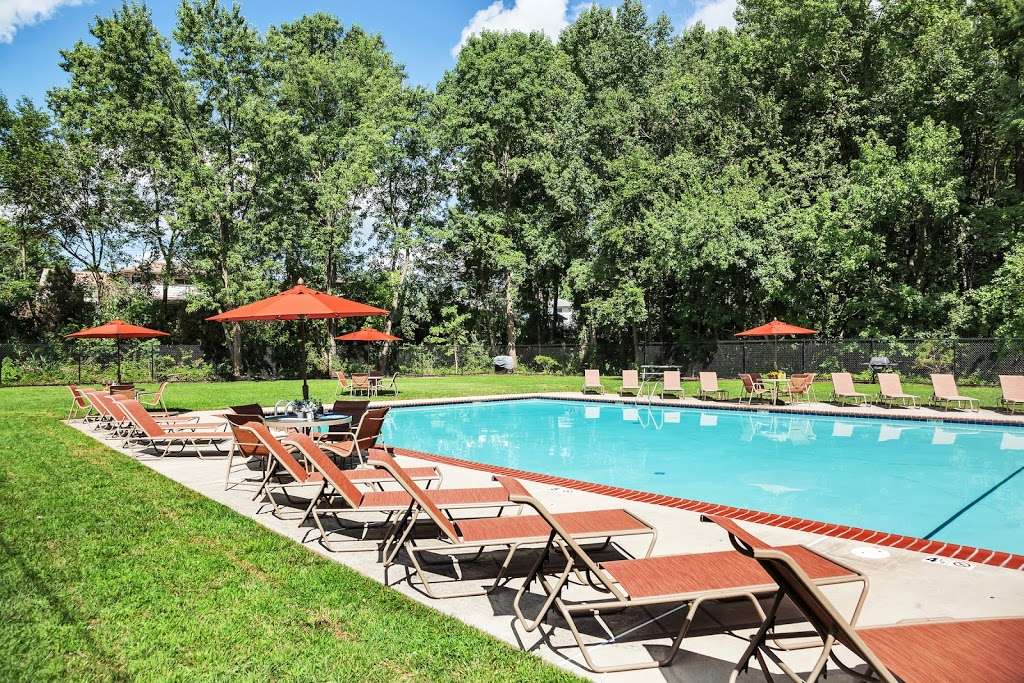 Union Grove | 1200 Clements Bridge Rd, Barrington, NJ 08007, USA | Phone: (856) 546-9500