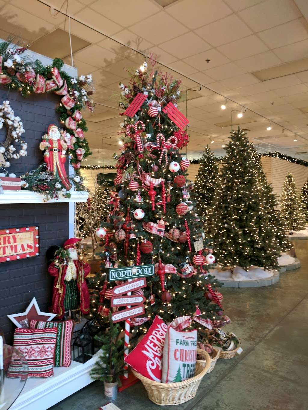 Peppermint Forest Christmas Shop | 11729 Carolina Pl Pkwy, Pineville, NC 28134, USA | Phone: (704) 542-5300