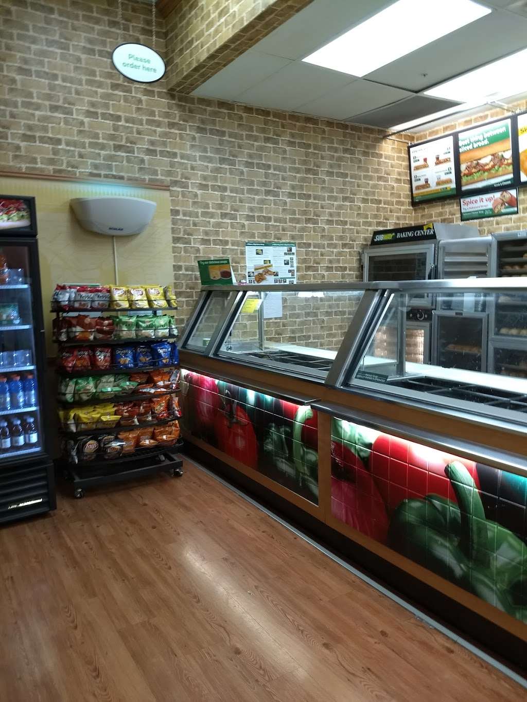 Subway Restaurants | 7207 North M -1 Hwy, Gladstone, MO 64119, USA | Phone: (816) 420-3010