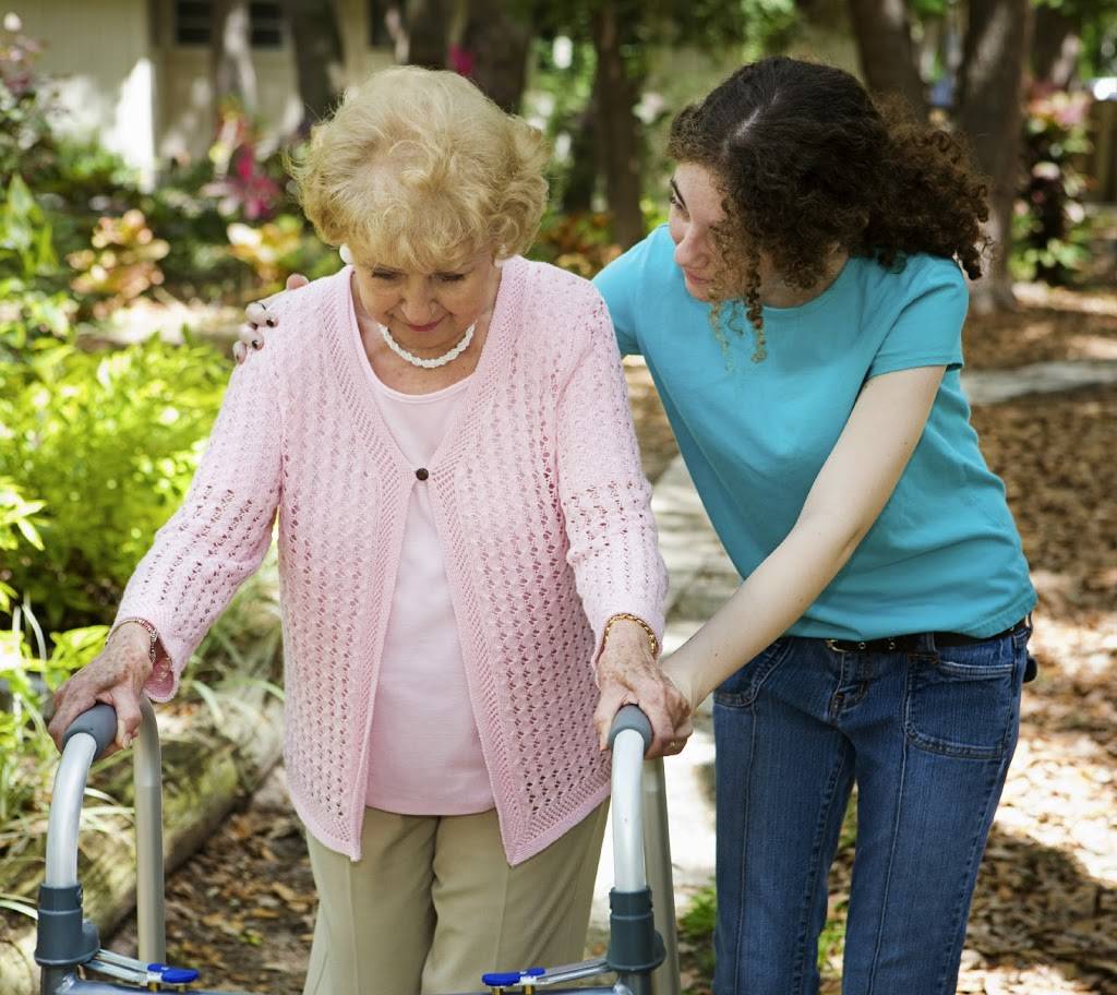 Connecting Hearts Home Care | 1874 Ashwood Cir, Fort Wright, KY 41011, USA | Phone: (859) 441-7977