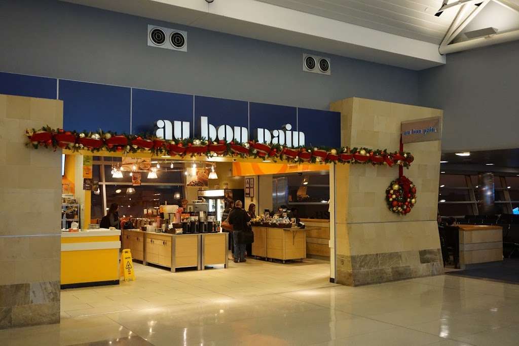 Au Bon Pain | Terminal 8, oncourse C,, JFK Expressway, Jamaica, NY 11430, USA | Phone: (718) 917-6438
