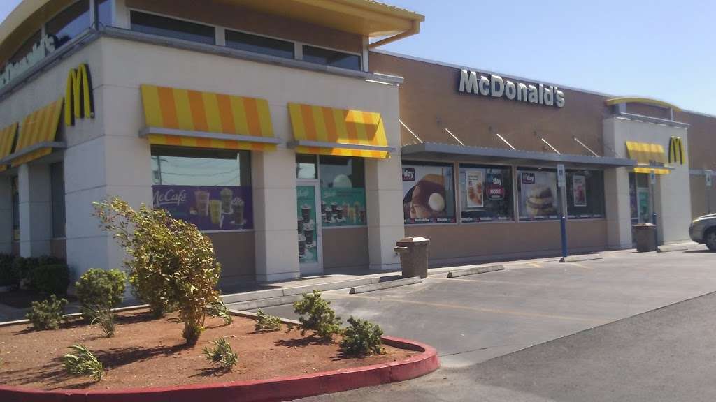 McDonalds | 2513 E Owens Ave, North Las Vegas, NV 89030 | Phone: (702) 464-3124