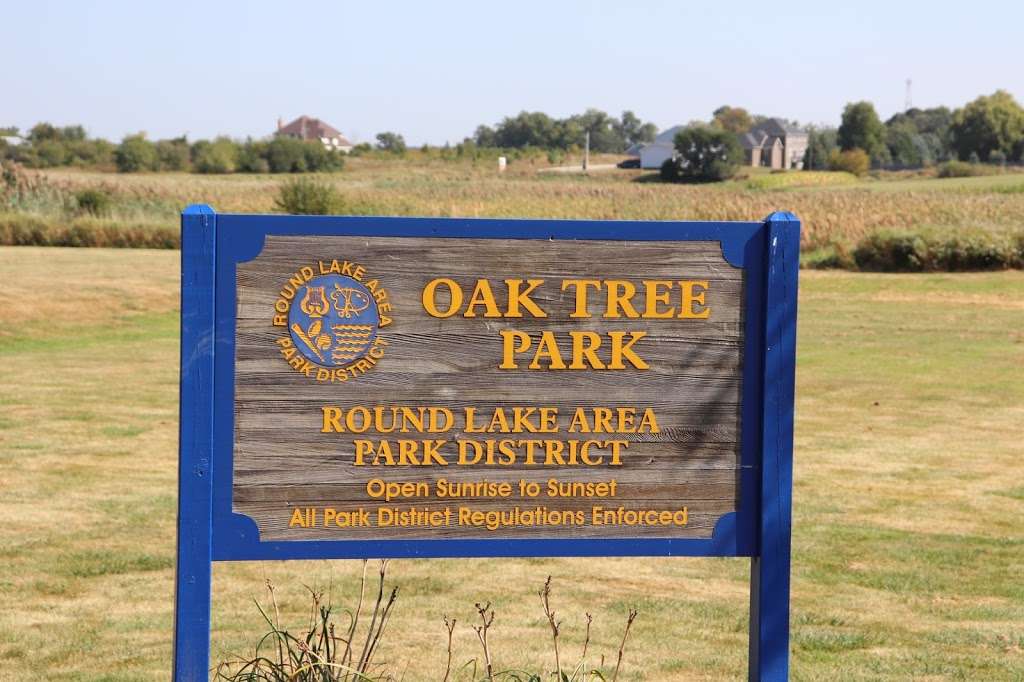 Oak Tree Park - Round Lake Area Park District | 2037 North Oak Tree Trail, Round Lake Beach, IL 60073, USA | Phone: (847) 546-8558