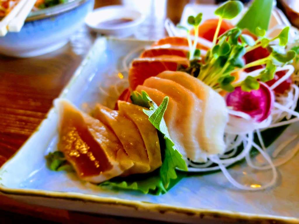 Sushi Exchange | 13859 Carmel Valley Rd, San Diego, CA 92130 | Phone: (858) 365-7951