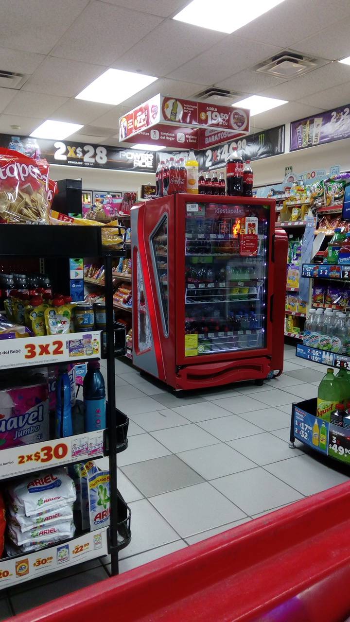 Oxxo Prad. de los Oasis | Rafael Murguía 7563 y, Calle Oasis de Nápoles 2, Praderas de Los Oasis, 32674 Cd Juárez, Chih., Mexico | Phone: 800 286 6996