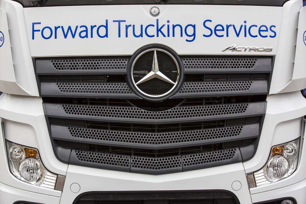 Forward Trucking Services Ltd | 6 Old Parkbury Ln, Colney Street, St Albans AL2 2DL, UK | Phone: 01727 738740