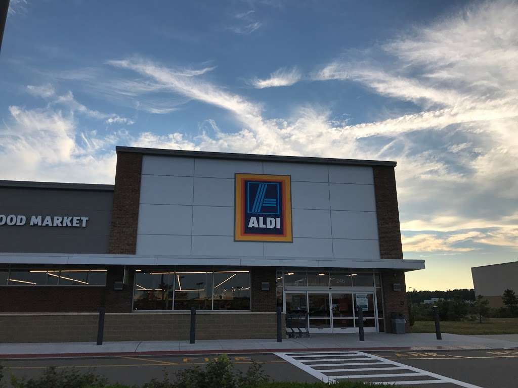 ALDI | 246 Colony Pl, Plymouth, MA 02360, USA | Phone: (855) 955-2534