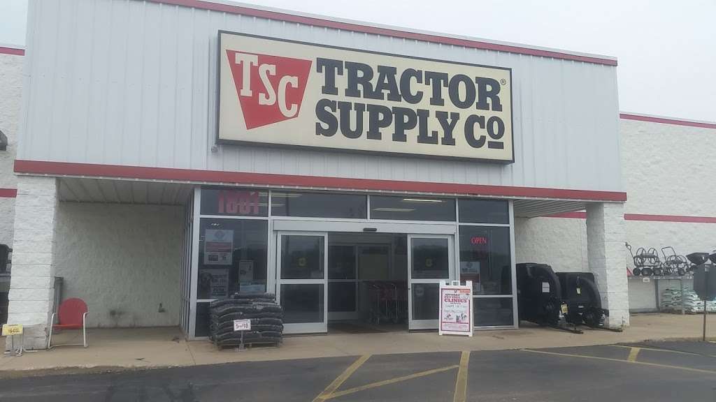 Tractor Supply Co. | 1801 Milwaukee Ave, Burlington, WI 53105, USA | Phone: (262) 763-2425