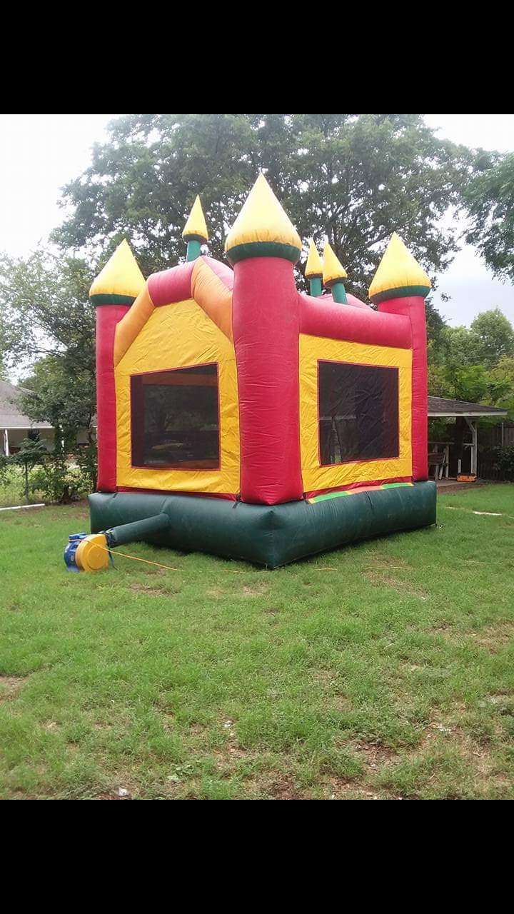 MICHAEL NADALS BOUNCE HOUSES & PARTY RENTALS | 7849 Cup Cir, Dallas, TX 75217, USA | Phone: (305) 834-0317