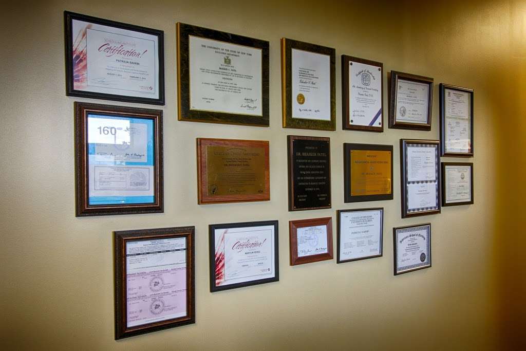 Alafaya Dental Associates | 12231 E Colonial Dr #150, Orlando, FL 32826, USA | Phone: (407) 381-1960