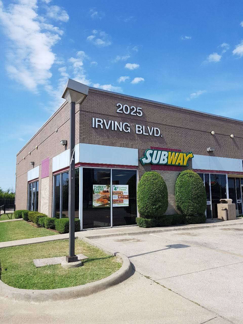 Subway | 2025 Irving Blvd Suite 101, Dallas, TX 75207, USA | Phone: (214) 747-7827