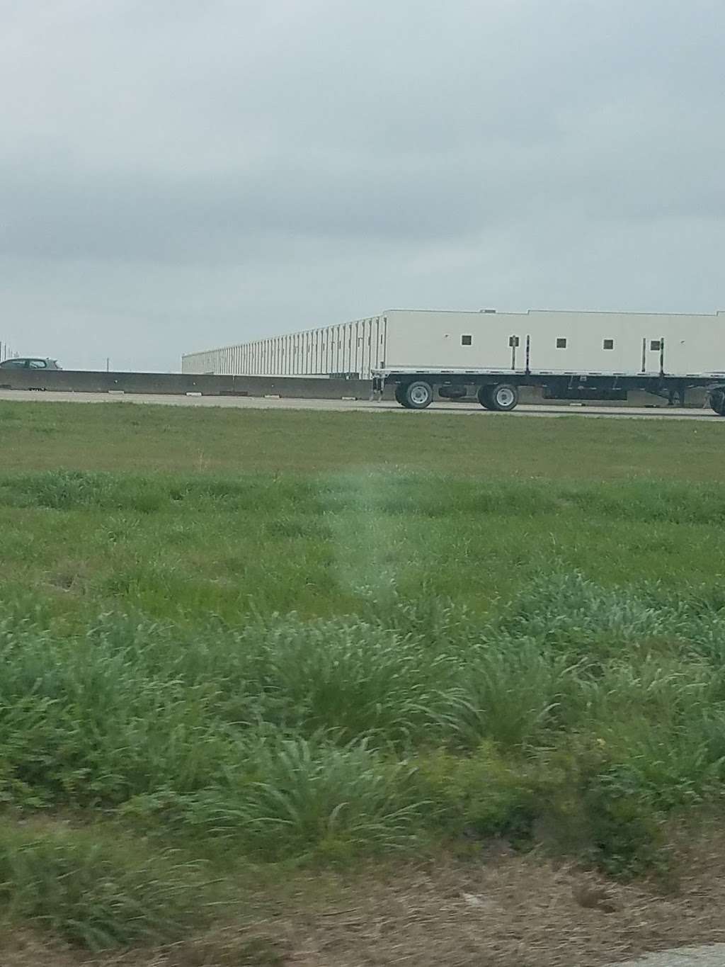 Amazon Distribution Center | 31555 US-90, Brookshire, TX 77423