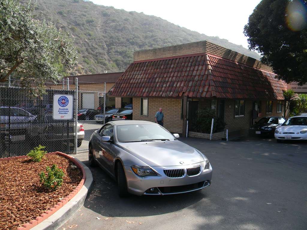 Barnhoorn Automotive | 1825 Laguna Canyon Rd, Laguna Beach, CA 92651, USA | Phone: (949) 497-3637