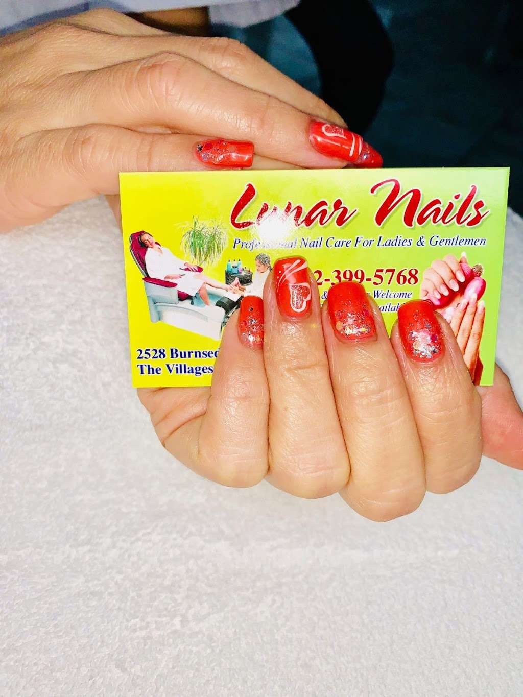 Lunar Nails | 2528 Burnsed Blvd, The Villages, FL 32163, USA | Phone: (352) 399-5768