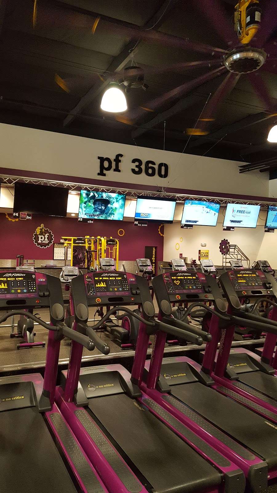 Planet Fitness | 2525 N Texas St Ste D, Fairfield, CA 94533 | Phone: (707) 759-5013