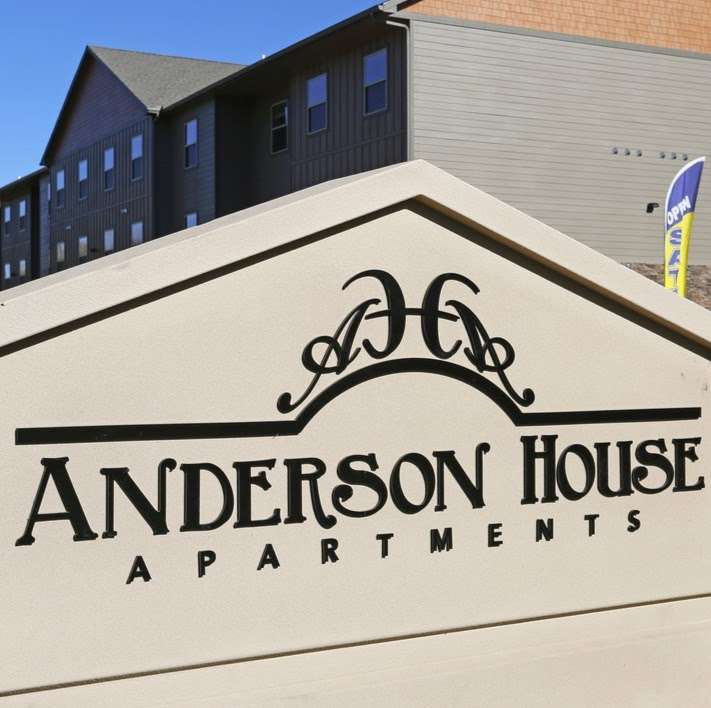 Anderson House Apartments | 407 Garrison, Ferrelview, MO 64163 | Phone: (816) 243-0153