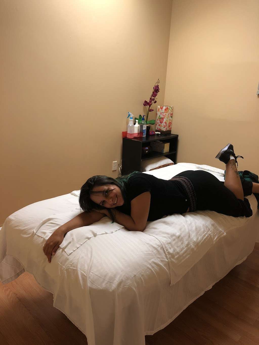 Sakura Massage 5671 Vineland Rd Orlando Fl 32819 Usa Businessyab