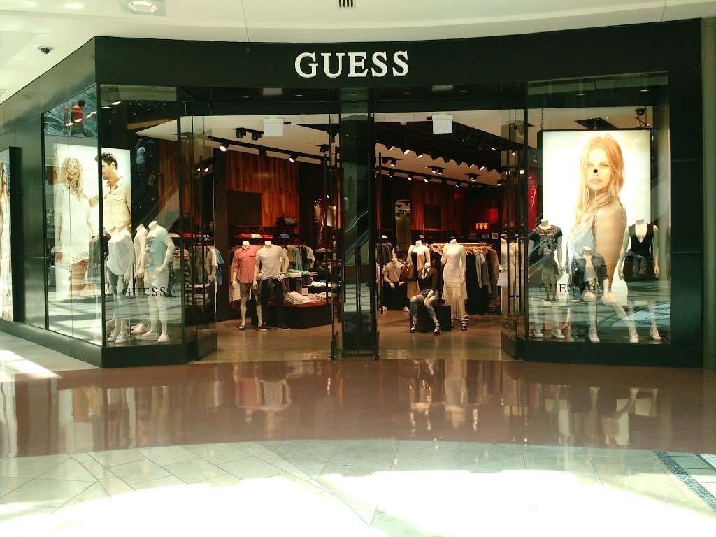 GUESS | 4200 Conroy Rd Space 105, Orlando, FL 32839, USA | Phone: (407) 352-5907