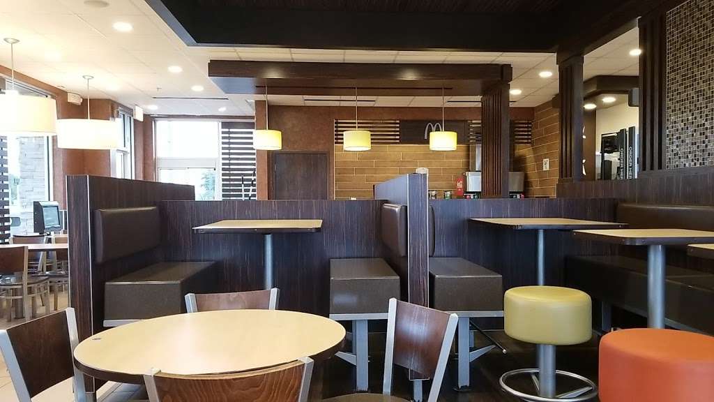 McDonalds | 6890 Cypress Gardens Blvd, Winter Haven, FL 33884, USA | Phone: (863) 324-7744