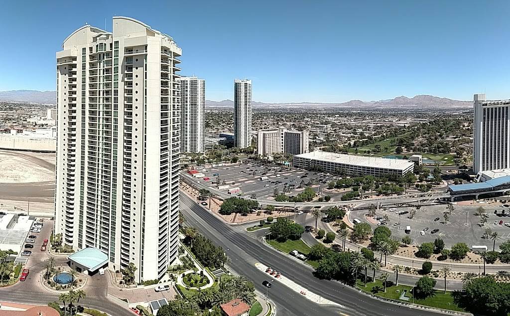 Three Turnberry Place | 2747 Paradise Rd, Las Vegas, NV 89109, USA | Phone: (702) 732-4422