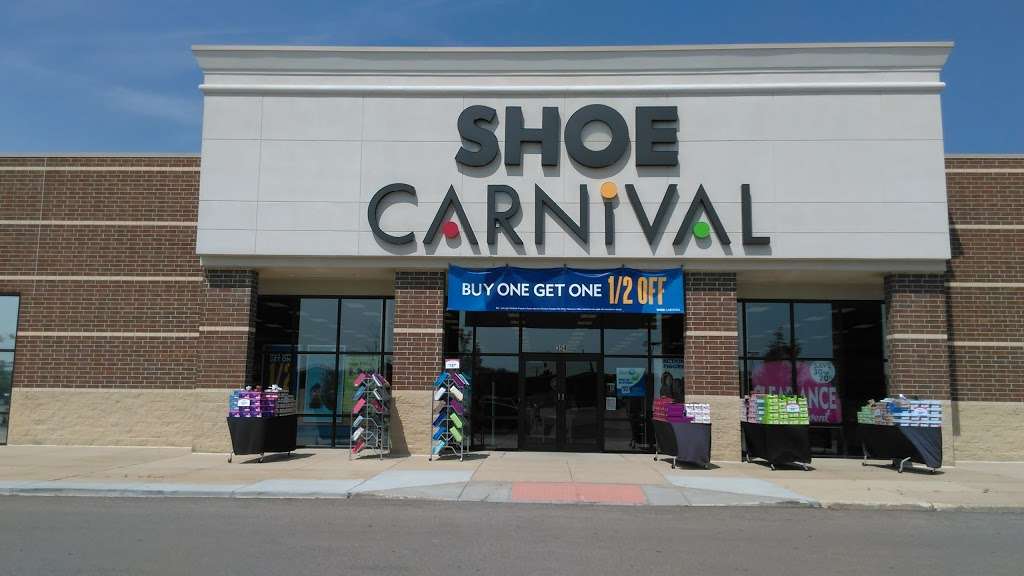 Shoe Carnival | 354 S Randall Rd, South Elgin, IL 60177, USA | Phone: (847) 628-6200