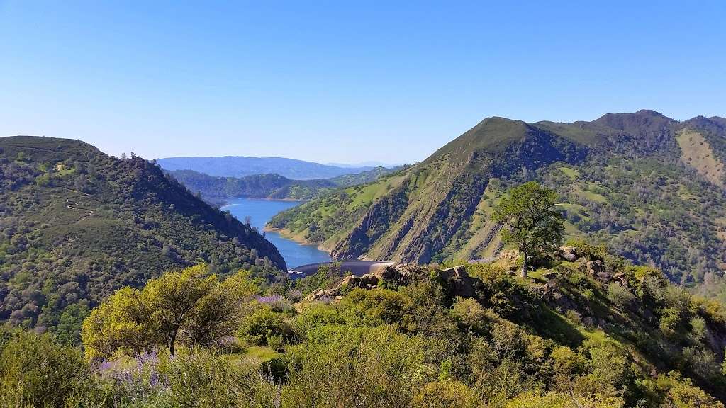 Homestead Trailhead | 22095 CA-128, Winters, CA 95694, USA