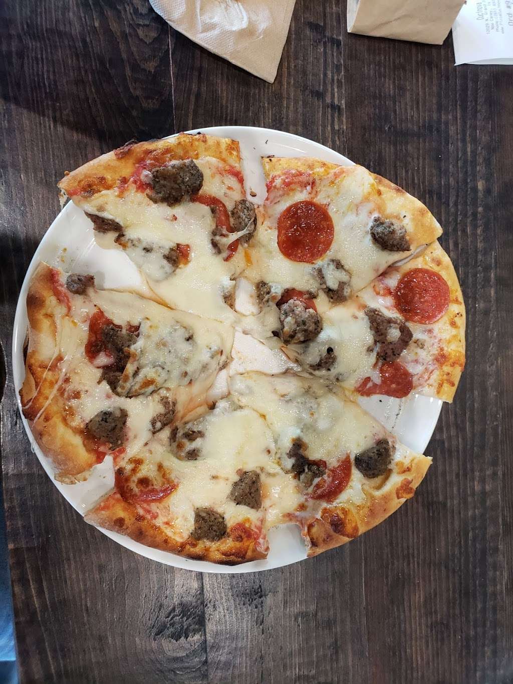 Pizza Cucinova | 12029 Grand Pkwy suite 100, New Caney, TX 77357, USA | Phone: (281) 601-7816