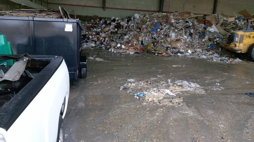 DFW JUNK and Trash Pick up Services | 7712 Acapulco Rd, Fort Worth, TX 76112, USA | Phone: (817) 846-2253