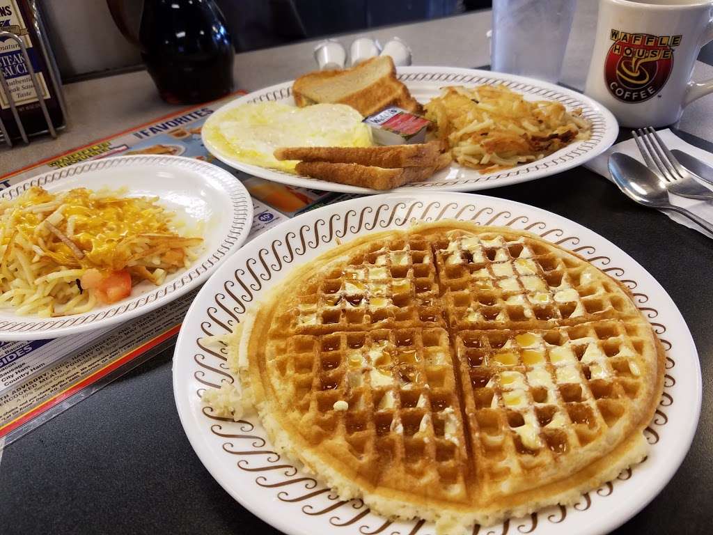 Waffle House | 1613 W Hebron Pkwy, Carrollton, TX 75010, USA | Phone: (972) 939-5185