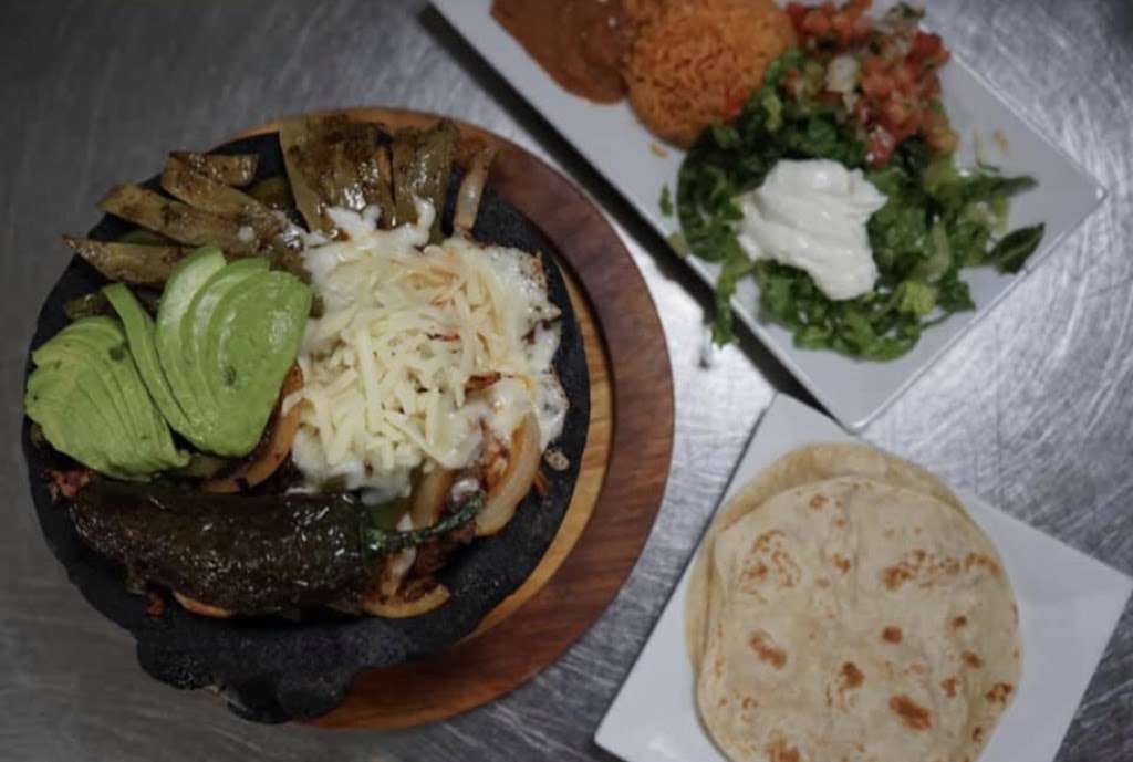 El Tequilas Authentic Mexican Restaurant | 1784 S Ridgewood Ave, South Daytona, FL 32119, USA | Phone: (386) 767-9512
