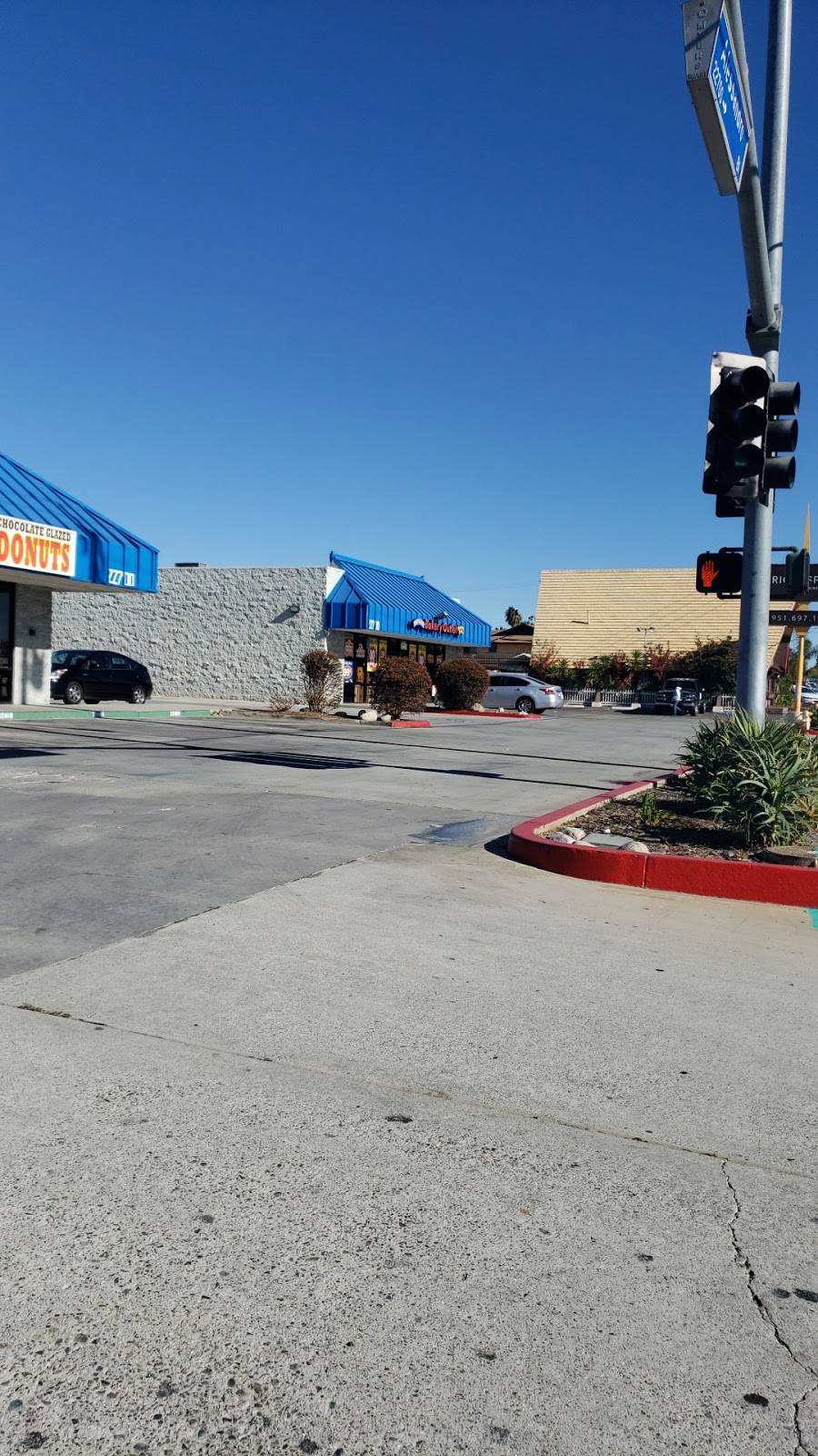 Natures Own Tastykake Bakery Outlet | 22700 Alessandro Blvd, Moreno Valley, CA 92553, USA | Phone: (951) 653-1100