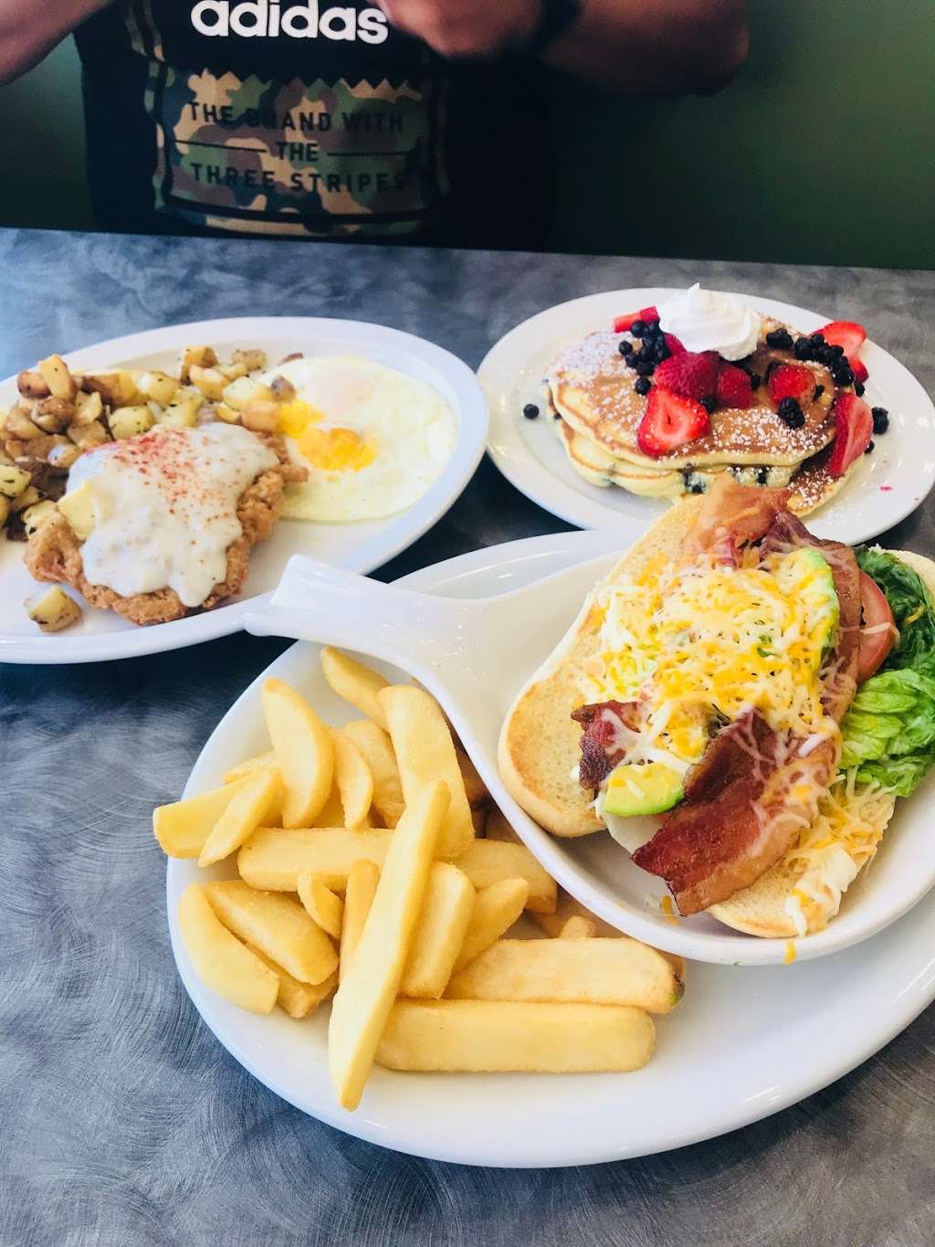 Le Peep | 26548 Moulton Pkwy m, Laguna Hills, CA 92653, USA | Phone: (949) 600-7079 Le Peep | 26548 Moulton Pkwy m, Laguna Hills, CA 92653, USA | Phone: (949) 600-7079