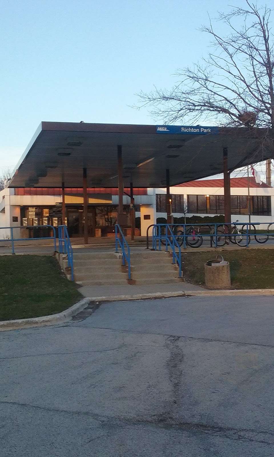 Richton Park Metra Station | Richton Park, IL 60471