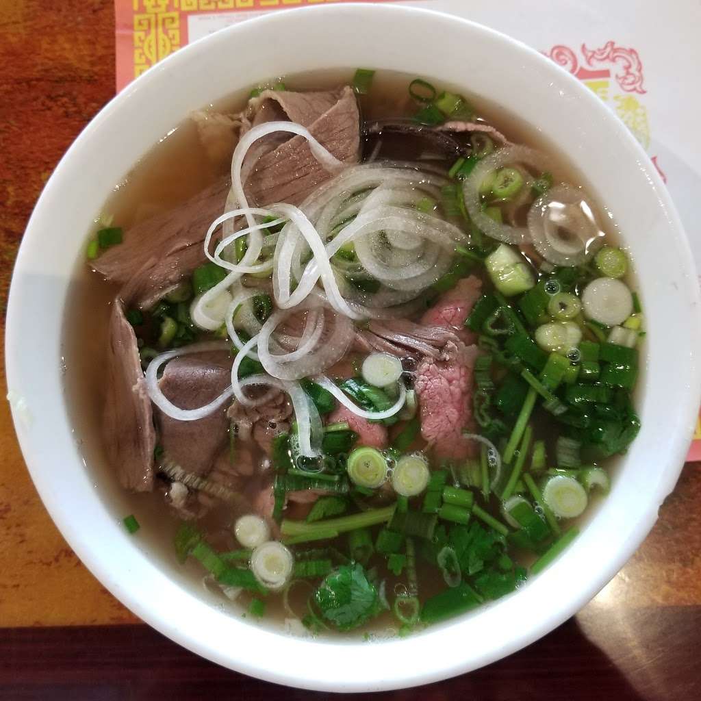 Pho Saigon | 1100 S Christopher Columbus Blvd #22, Philadelphia, PA 19147 | Phone: (267) 773-7305