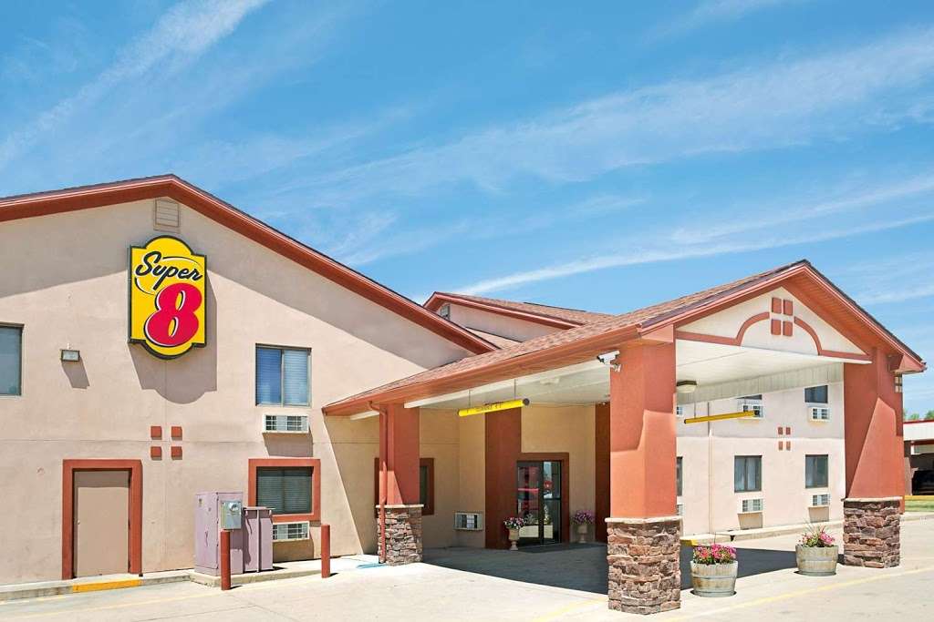 Super 8 by Wyndham Longmont/Del Camino | 10805 Turner Blvd, Longmont, CO 80504, USA | Phone: (303) 772-0888