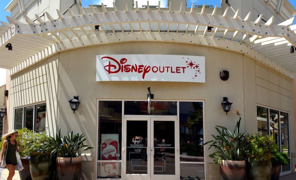 Disney Store | 5885 Gulf Fwy, Texas City, TX 77591, USA | Phone: (281) 337-1348