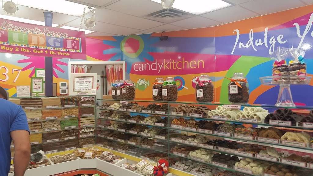 Candy Kitchen Shoppes | 1 S Boardwalk, Rehoboth Beach, DE 19971, USA | Phone: (302) 227-9200