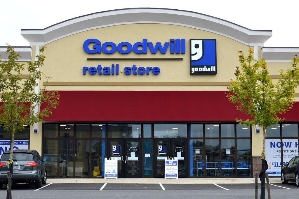 Goodwill of Greater Washington - Liberia Avenue | 9769 Liberia Ave, Manassas, VA 20110 | Phone: (571) 921-4194