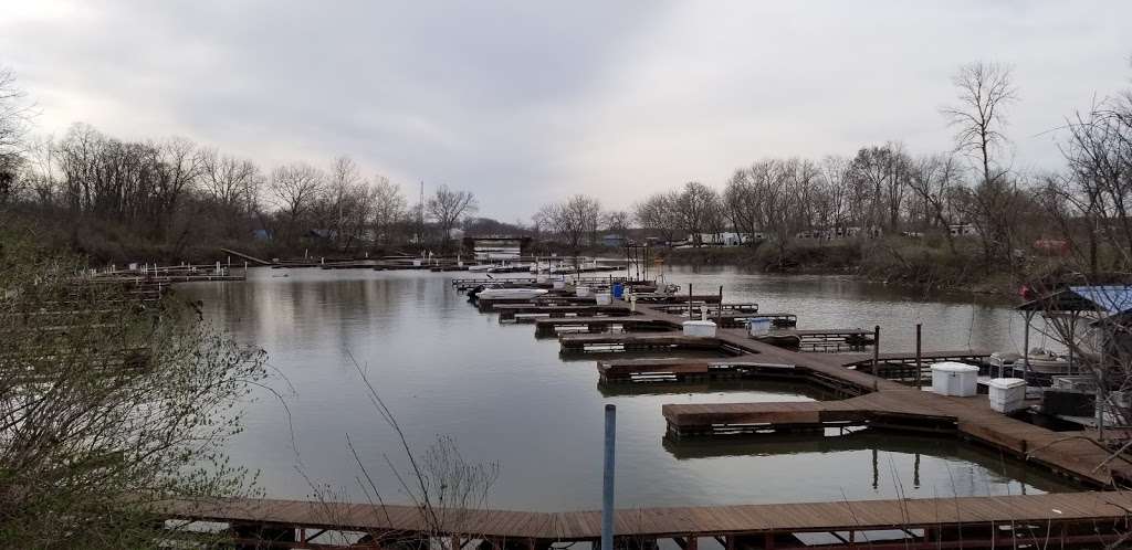 Hiddencove Marina of the Seneca Yacht Club | 219 River Drive, Seneca, IL 61360 | Phone: (630) 330-3777