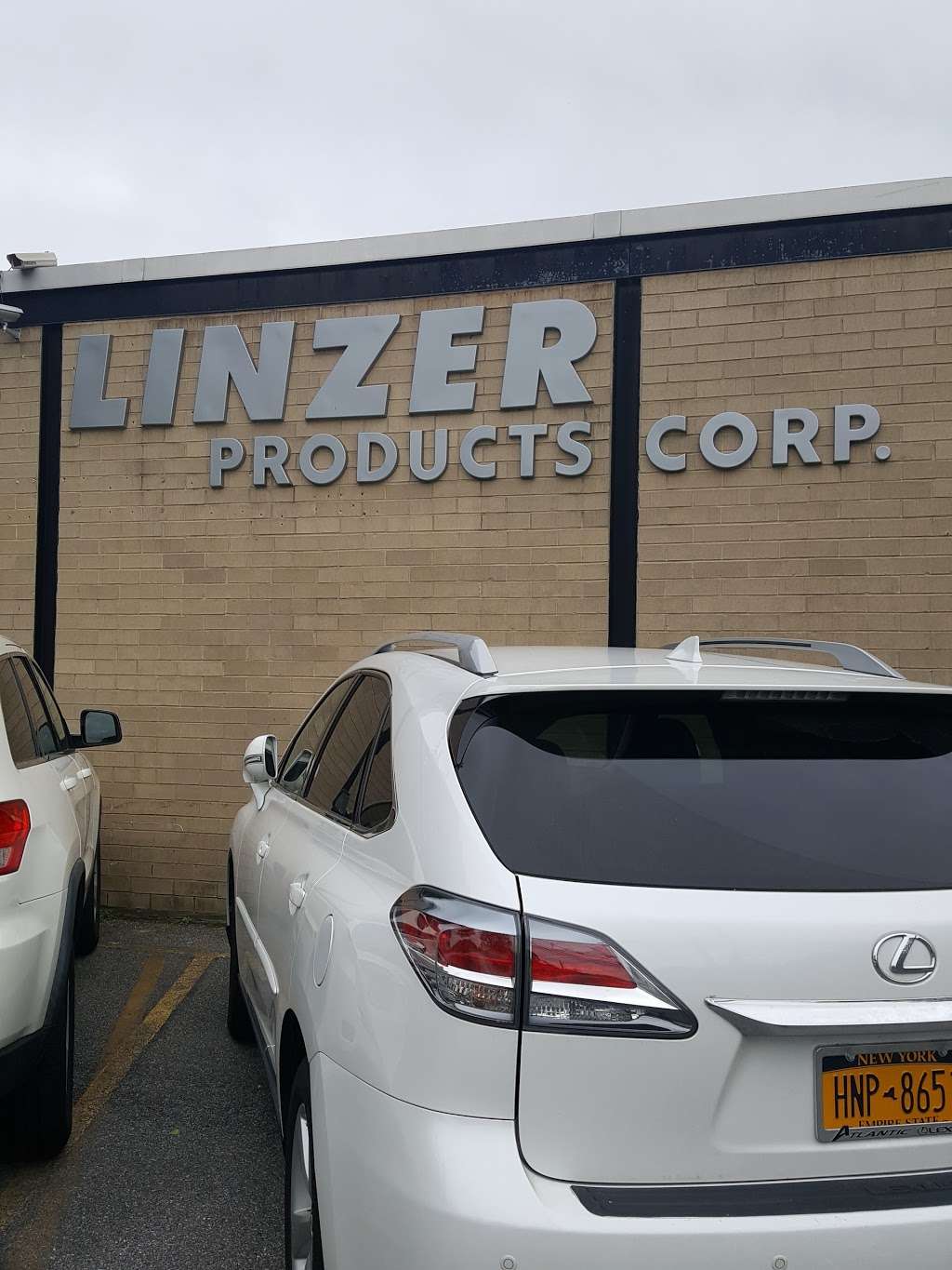 Linzer Products Corporation | 248 Wyandanch Ave, West Babylon, NY 11704, USA | Phone: (800) 221-0787