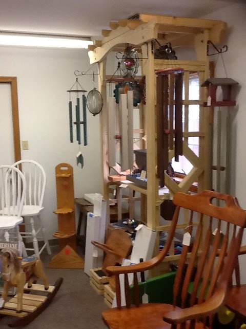 Amish Furniture -Circles In The Wind | 206 S Calumet Rd D, Chesterton, IN 46304, USA | Phone: (219) 464-9572