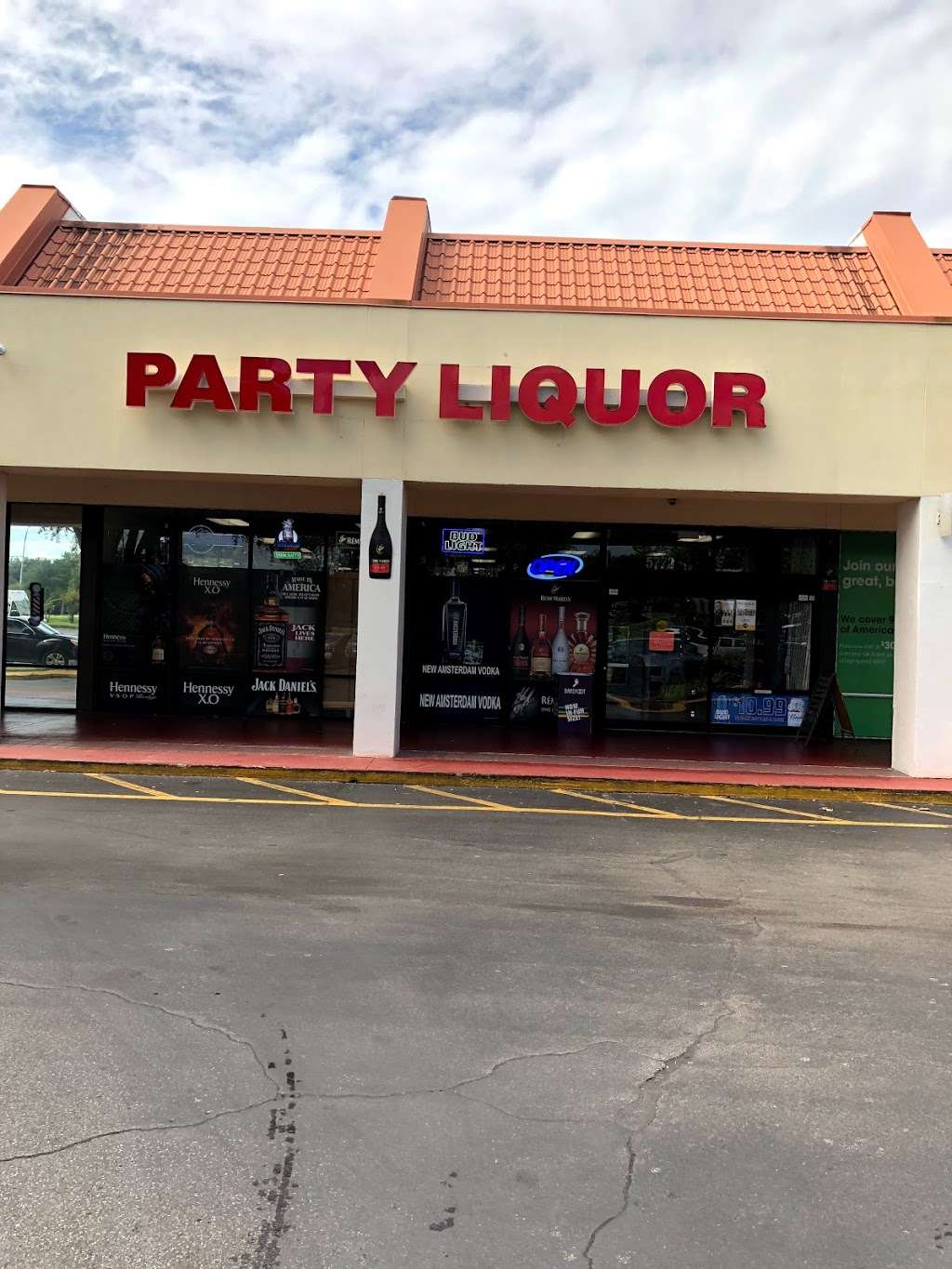 Party Liquor | 5772 N Orange Blossom Trail, Orlando, FL 32810, USA | Phone: (407) 985-3262