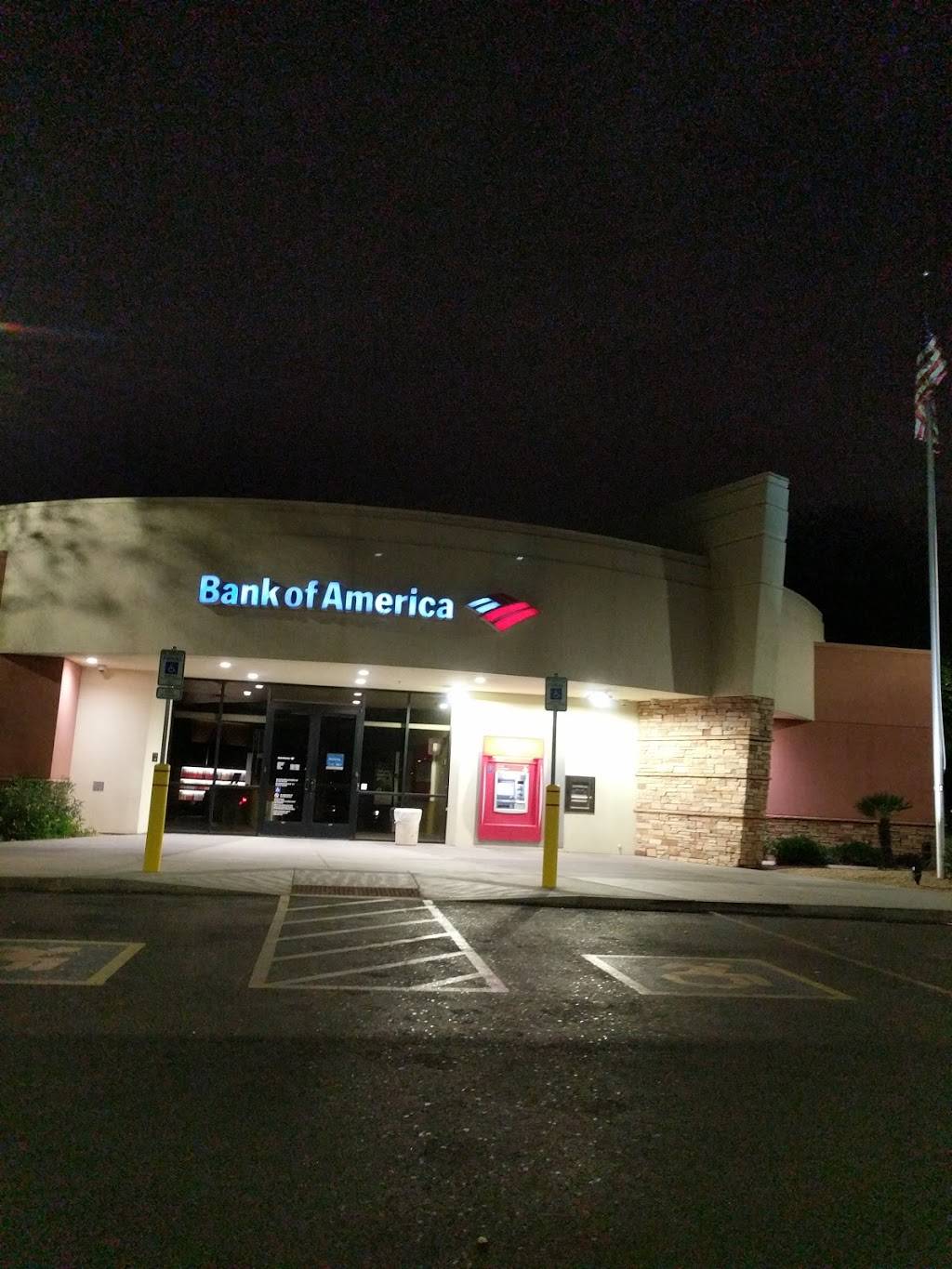 Bank of America (with Drive-thru ATM) | 900 S Gilbert Rd, Gilbert, AZ 85296, USA | Phone: (480) 558-2380