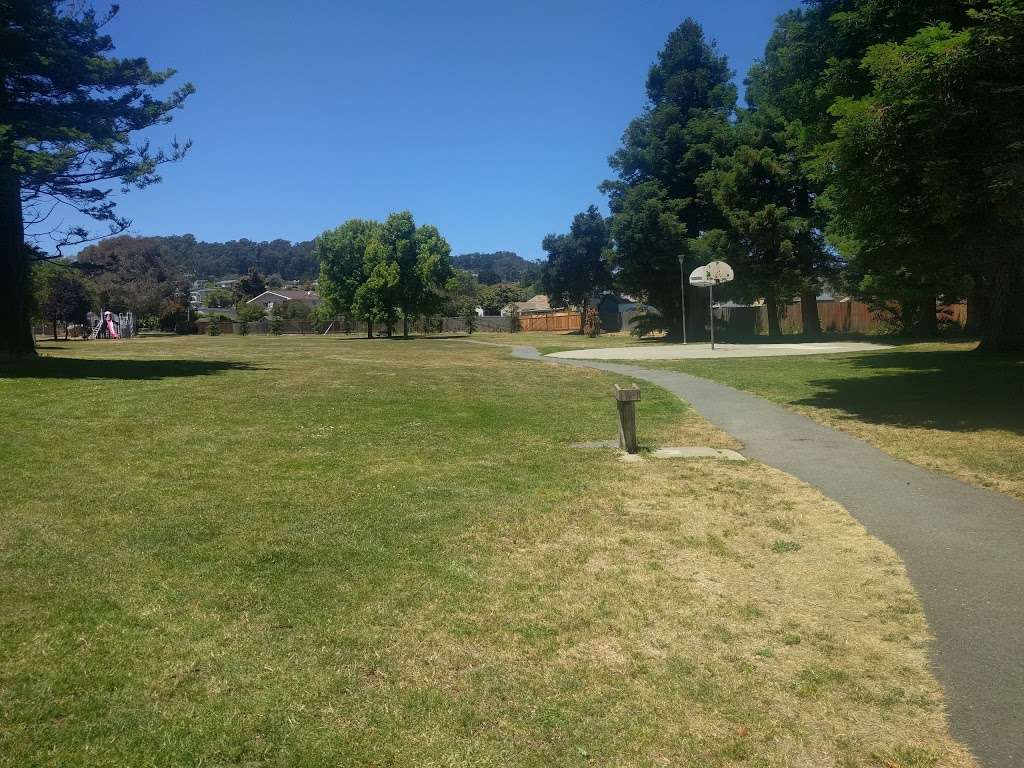 Grundy Park | 586 Cherry Ave, San Bruno, CA 94066, USA | Phone: (650) 616-7180