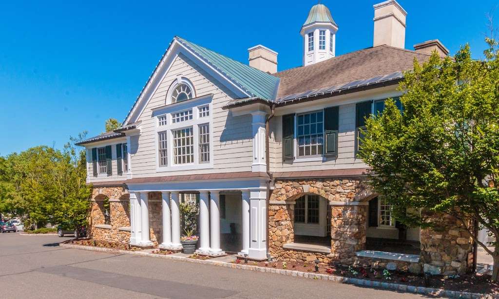 Olde Mill Inn | 225 US-202, Basking Ridge, NJ 07920 | Phone: (908) 221-1100