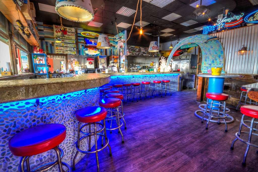 Hammerheads Bar & Grill | 913 Atlantic Ave A, Ocean City, MD 21842, USA | Phone: (410) 289-0006