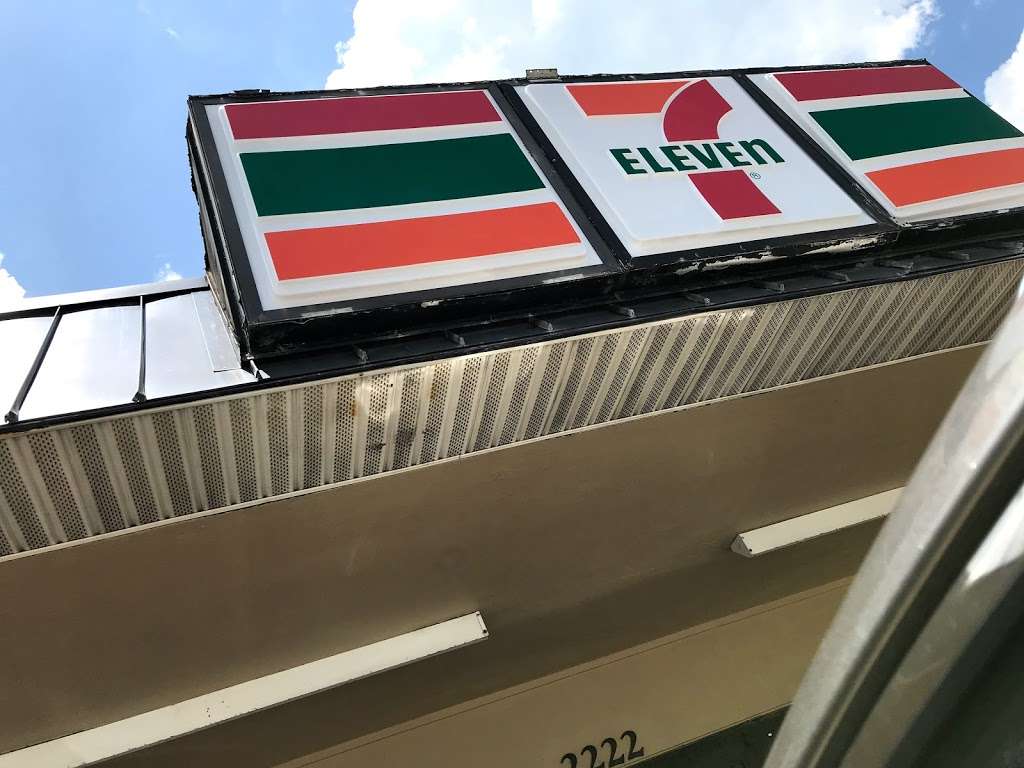 7-Eleven | 2222 S Atlantic Ave, Daytona Beach Shores, FL 32118, USA | Phone: (386) 258-6835