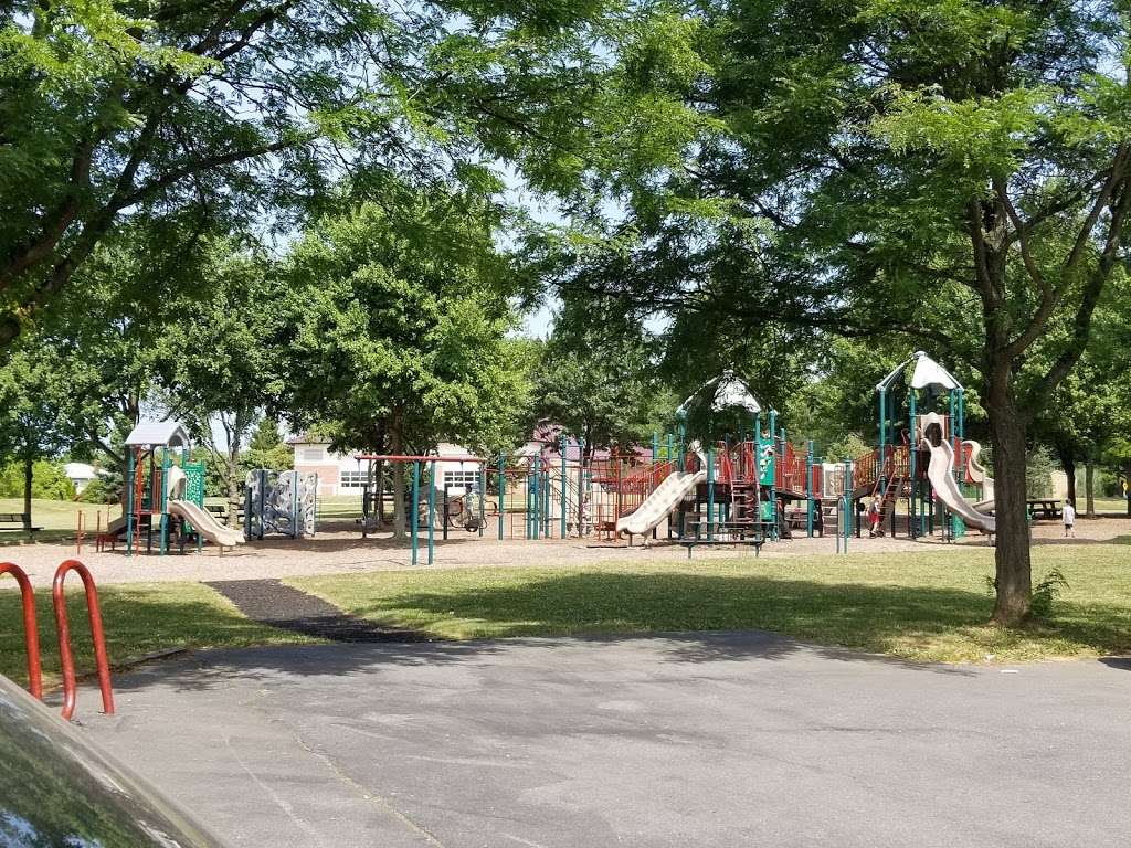 Lone Lane Park | 30 Lone Ln, Allentown, PA 18104, USA | Phone: (610) 395-4892