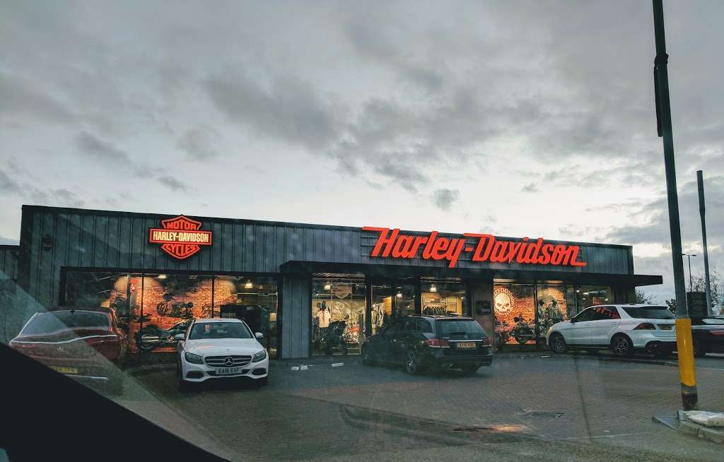 Lakeside Harley Davidson | Lakeside Estate,, Heron Way, Grays, West Thurrock RM20 3WJ, UK | Phone: 01708 697942